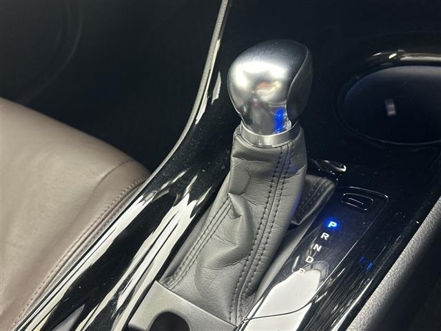 Toyota C-HR 2017 8358386-22