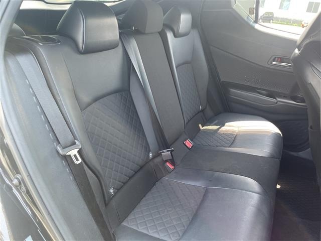 Toyota C-HR 2022 8358387-2