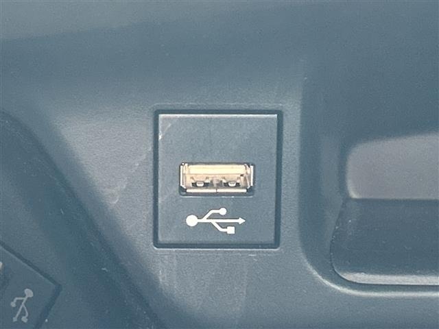 Toyota C-HR 2021 8358388-4