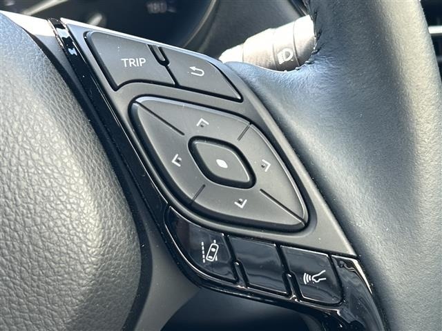 Toyota C-HR 2021 8358388-8