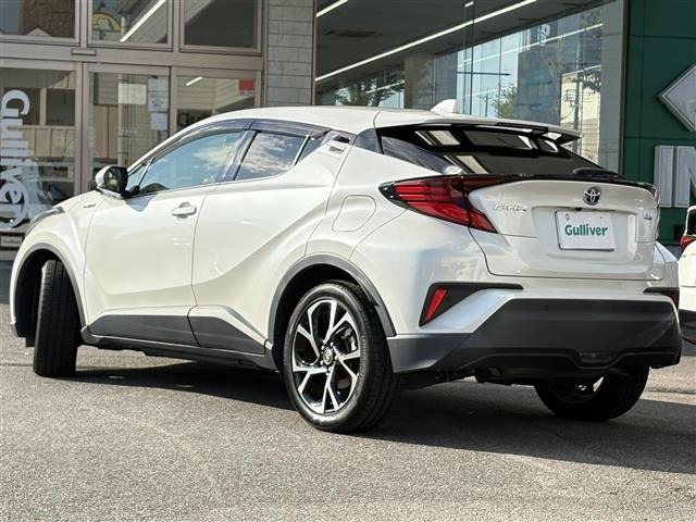 Toyota C-HR 2019 8358389-13
