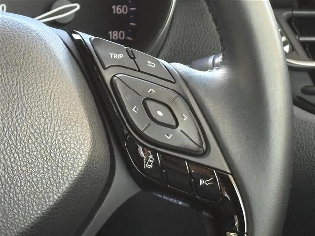 Toyota C-HR 2019 8358389-4
