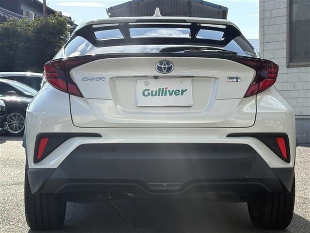Toyota C-HR 2019 8358389-9