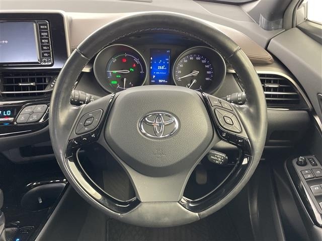 Toyota C-HR 2018 8358391-21