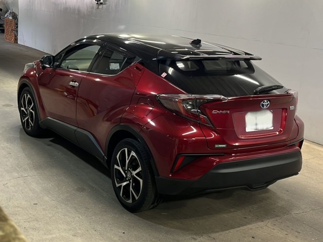 Toyota C-HR 2017 8358403-1