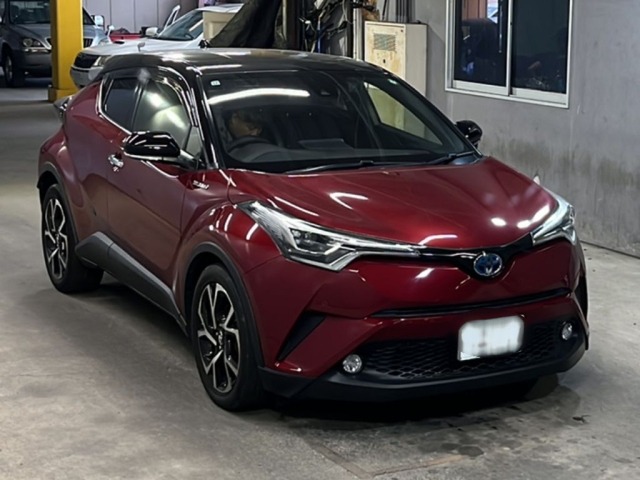 Toyota C-HR 2017 8358403-4