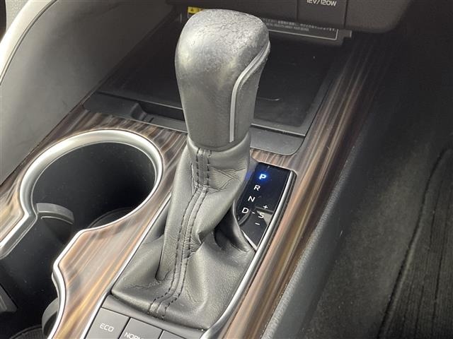 Toyota CAMRY 2019 8358633-13