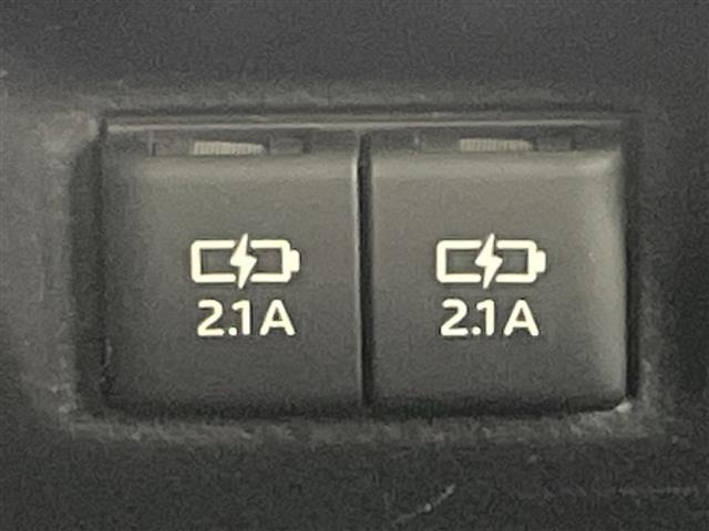 Toyota CAMRY 2019 8358633-3