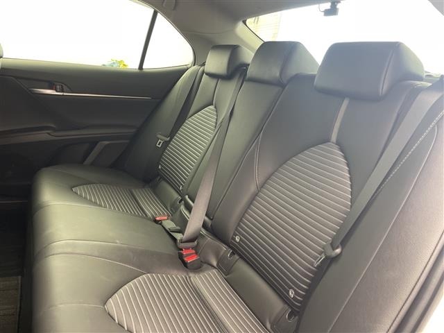 Toyota CAMRY 2023 8358636-11