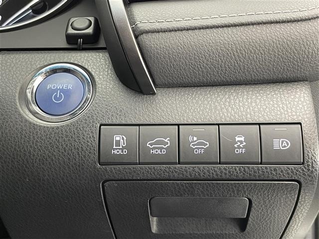 Toyota CAMRY 2019 8358637-19