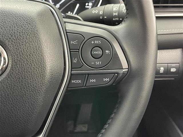 Toyota CAMRY 2019 8358637-9