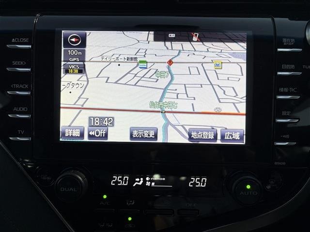 Toyota CAMRY 2017 8358638-16