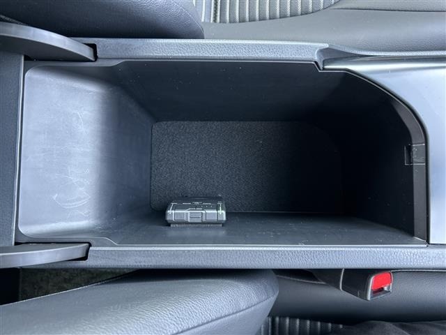 Toyota CAMRY 2018 8358639-6