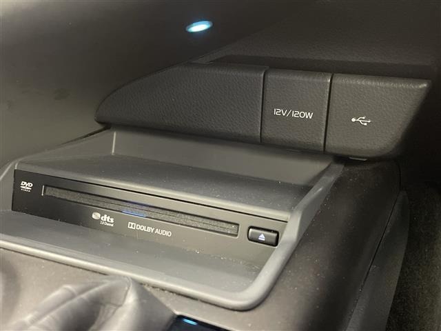 Toyota CAMRY 2022 8358640-17