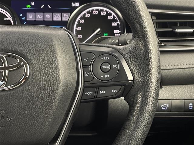 Toyota CAMRY 2022 8358640-3
