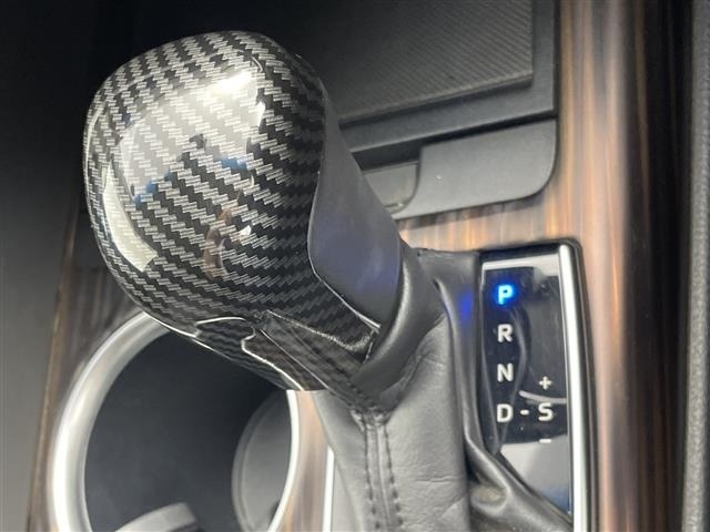 Toyota CAMRY 2017 8358641-10