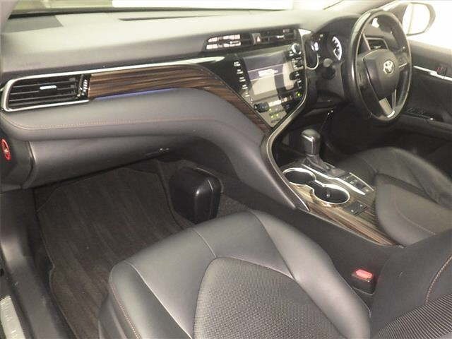 Toyota CAMRY 2019 8358647-4