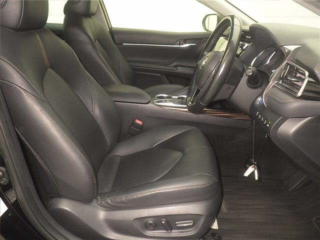 Toyota CAMRY 2019 8358647-5