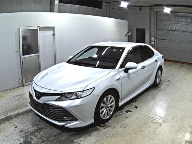 Toyota CAMRY 2018 8358649-4