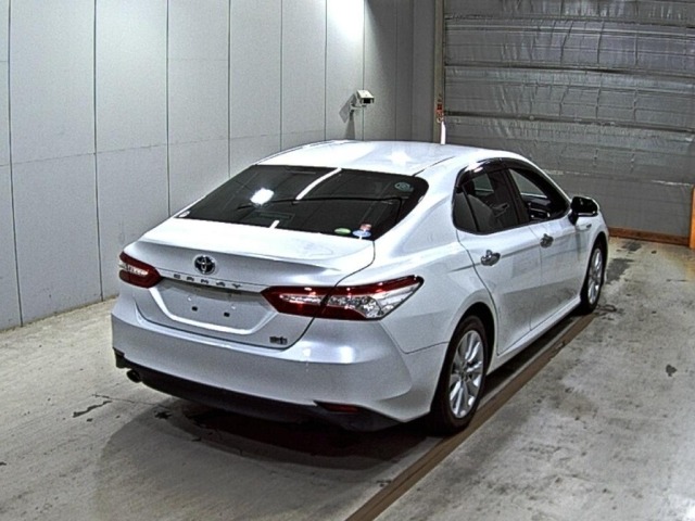 Toyota CAMRY 2018 8358649-5