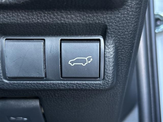 Toyota COROLLA CROSS 2025 8359651-4