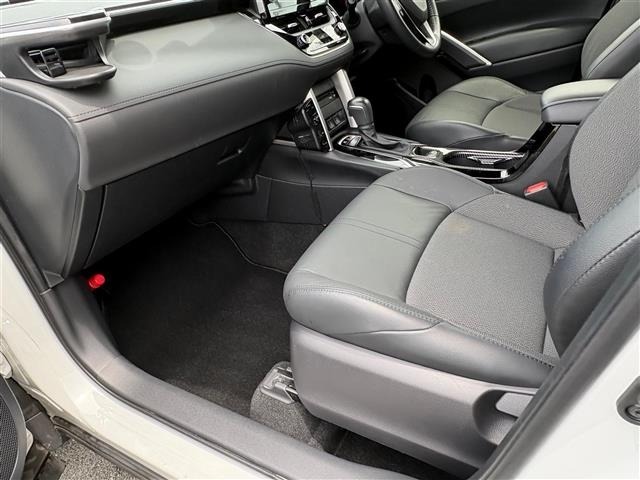 Toyota COROLLA CROSS 2023 8359655-6
