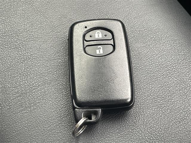Toyota COROLLA FIELDER 2019 8358812-12