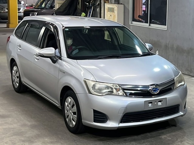 Toyota COROLLA FIELDER 2013 8358820-4