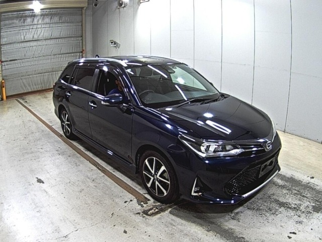 Toyota COROLLA FIELDER 2018 8358839-0