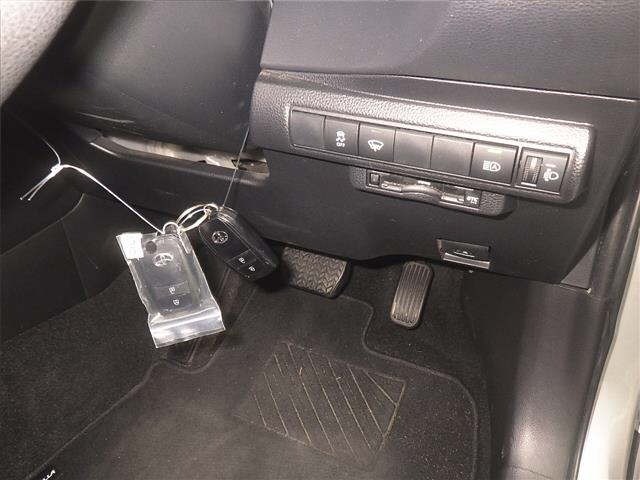 Toyota COROLLA TOURING 2023 8359597-8