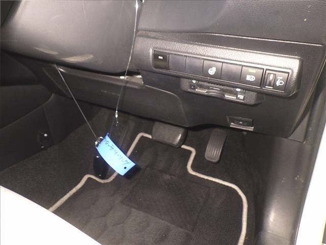 Toyota COROLLA TOURING 2020 8359598-8