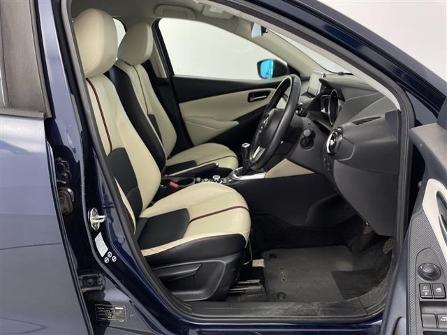 Mazda DEMIO 2016 8358559-18