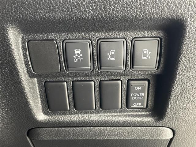 Nissan ELGRAND 2016 8358570-1