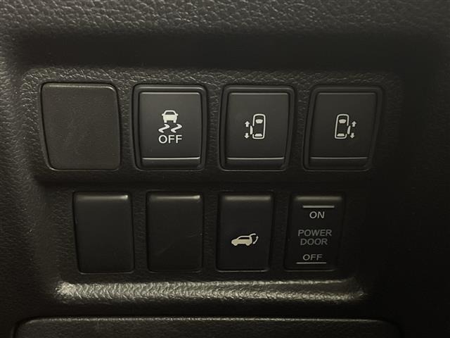 Nissan ELGRAND 2016 8358572-19