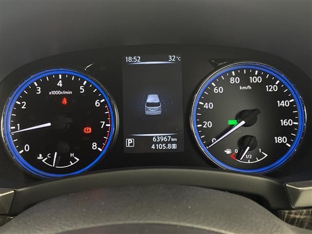 Nissan ELGRAND 2016 8358572-5
