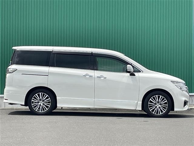 Nissan ELGRAND 2019 8358573-2