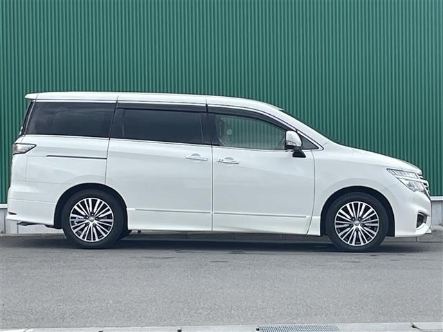 Nissan ELGRAND 2018 8358574-2
