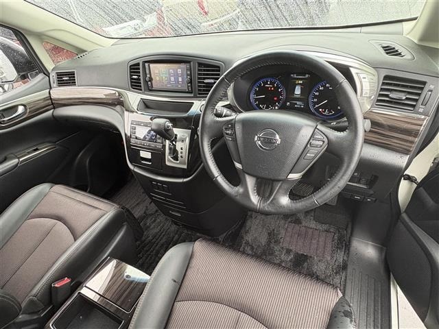 Nissan ELGRAND 2018 8358574-9