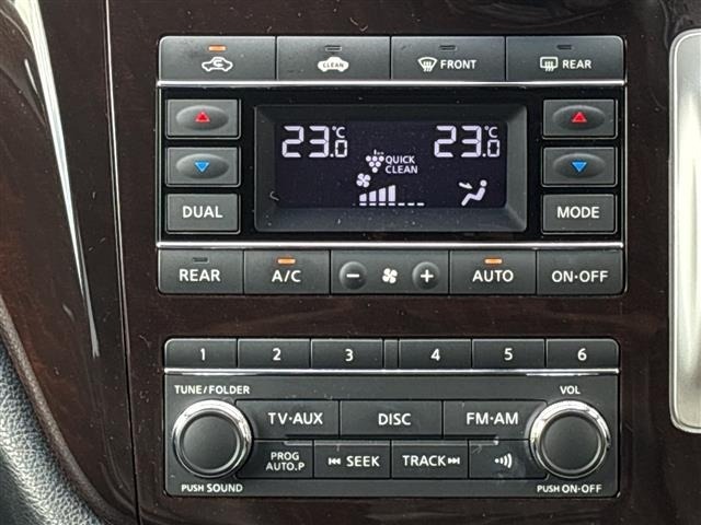Nissan ELGRAND 2010 8358575-1