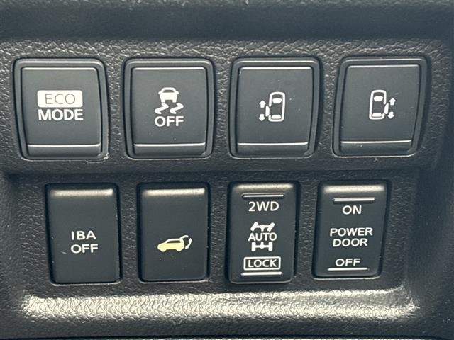 Nissan ELGRAND 2010 8358575-3