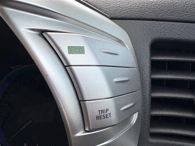 Nissan ELGRAND 2019 8358576-10