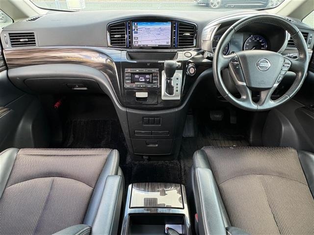 Nissan ELGRAND 2019 8358576-14