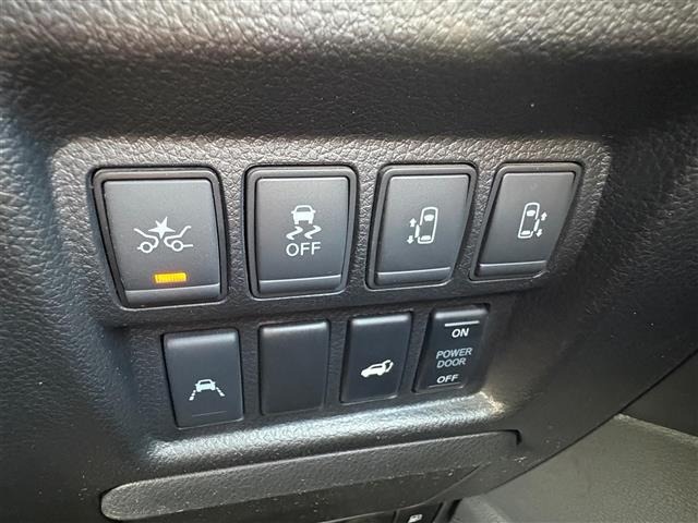 Nissan ELGRAND 2019 8358576-2