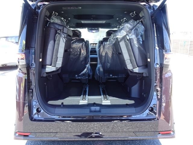Nissan ELGRAND 2026 8358577-7
