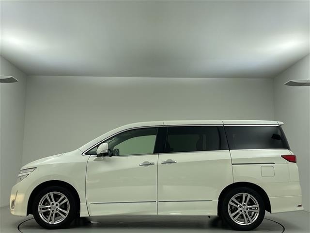 Nissan ELGRAND 2011 8358578-14