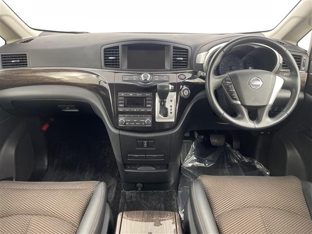 Nissan ELGRAND 2011 8358578-15