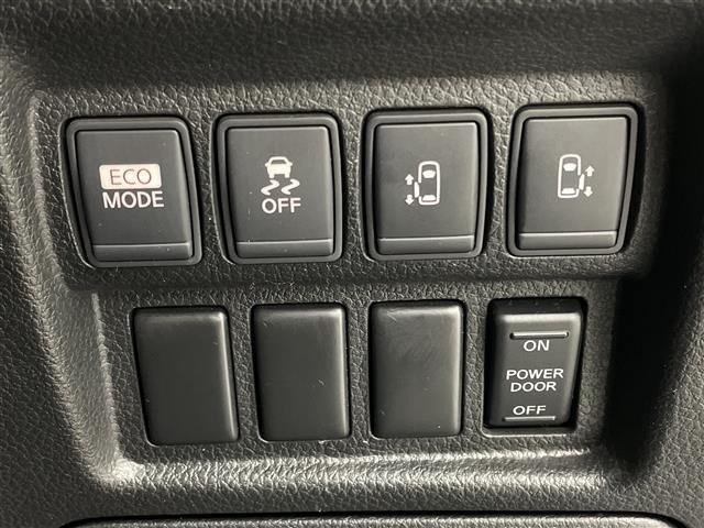 Nissan ELGRAND 2011 8358578-17
