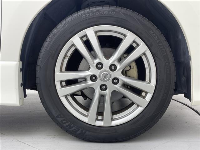 Nissan ELGRAND 2011 8358578-4
