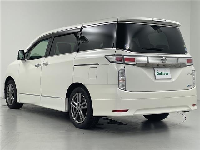 Nissan ELGRAND 2012 8358579-13