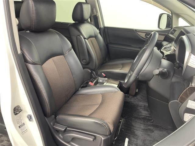 Nissan ELGRAND 2012 8358579-6